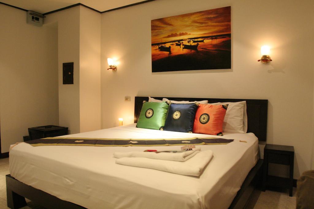 Angus O'Tool'S Guesthouse Karon Exteriér fotografie